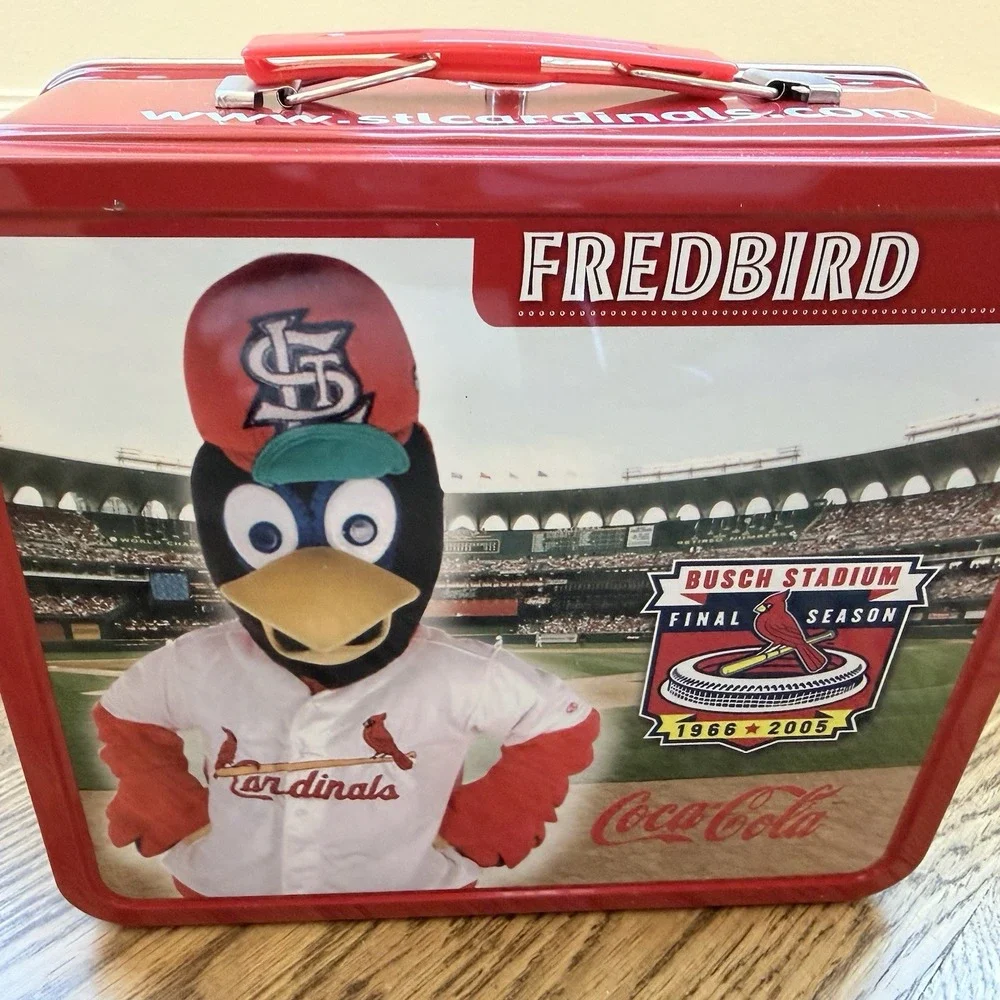 Build a Bear St. Louis Cardinals Fredbird Plush W/ Lunchbox